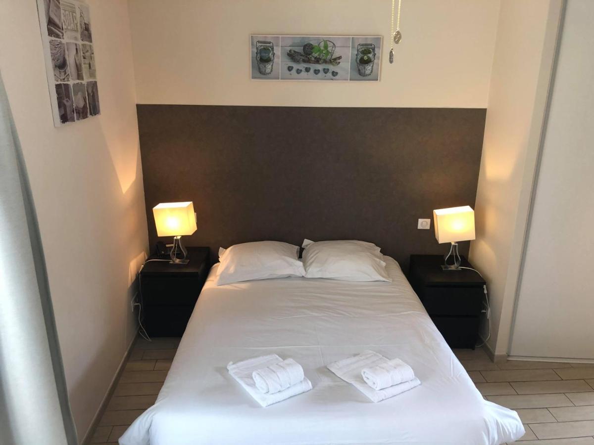 Logis Hotel Grangier Saint-Sozy Εξωτερικό φωτογραφία